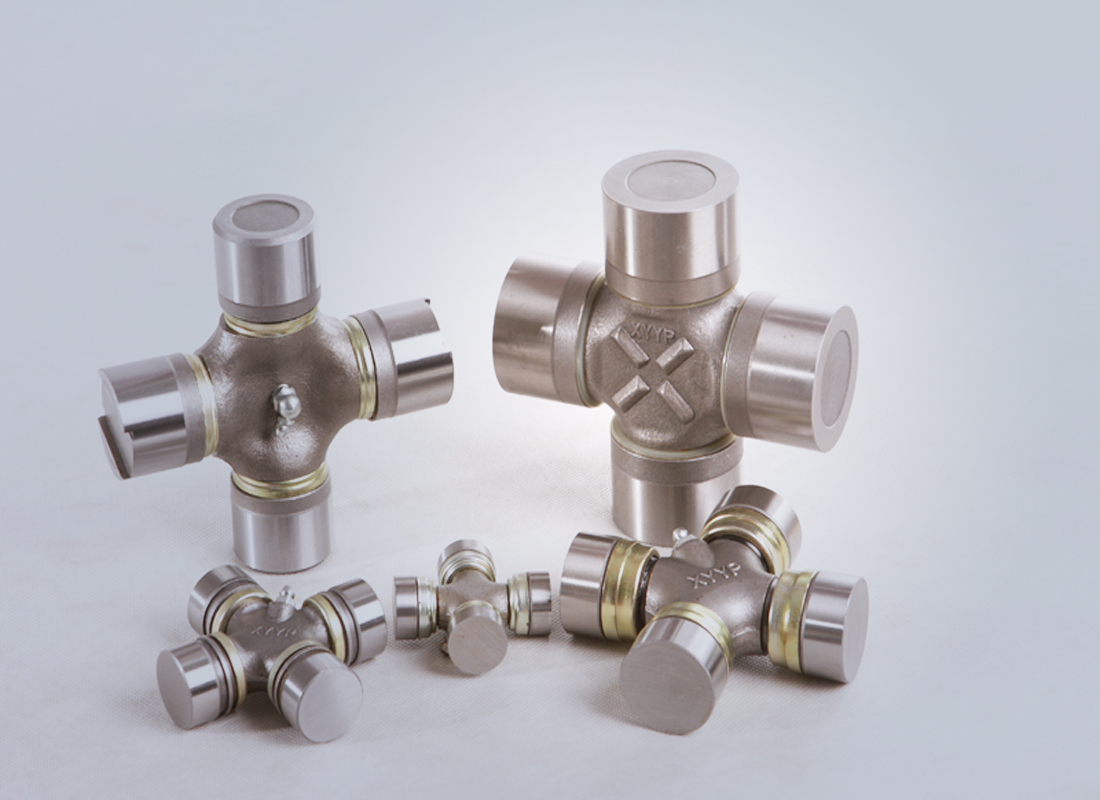 萬(wan)向節(jie)十字(zi)軸-0082萬(wan)向節(jie)-φ57×127-鷹牌(pai)軸承(cheng)