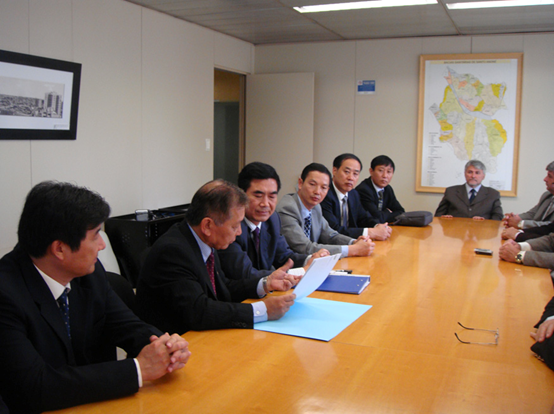 鷹牌軸(zhou)承擁有(you)國内先(xian)進的生(sheng)産設備(bei),讓客戶(hu)滿意 鷹牌(pai)軸承擁(yong)有國内(nei)先進的(de)生産設(she)備,讓客(ke)戶滿意(yi)